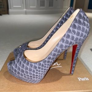Christian Louboutin Women's Blue Python Altadama Pumps Size 40